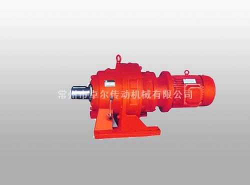 B、X系列擺線(xiàn)針輪減速機(jī)